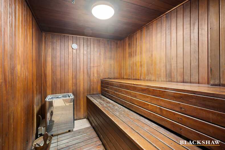 704/2 Marcus Clarke Street City