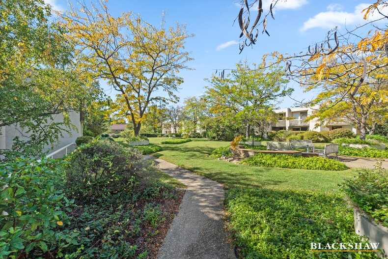 19/26 Macquarie Street Barton