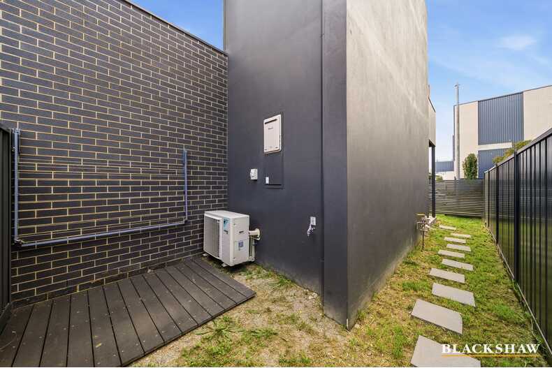 3 Zealie Bend Googong