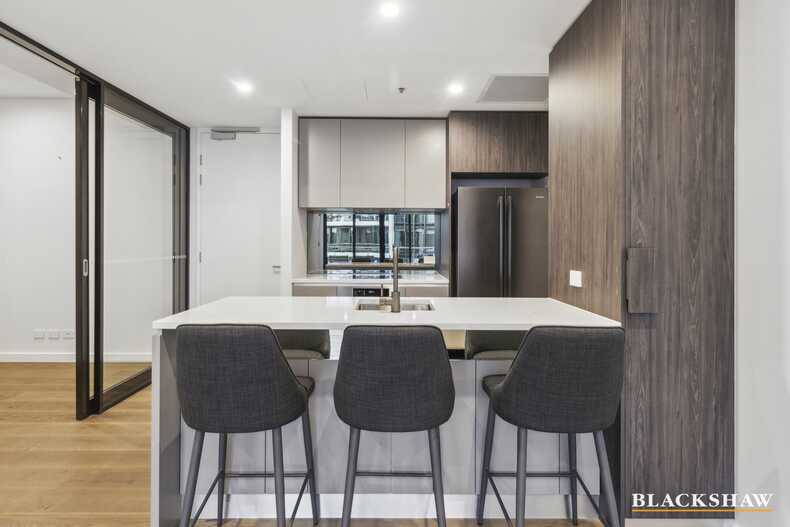 146/44 Constitution Avenue Parkes