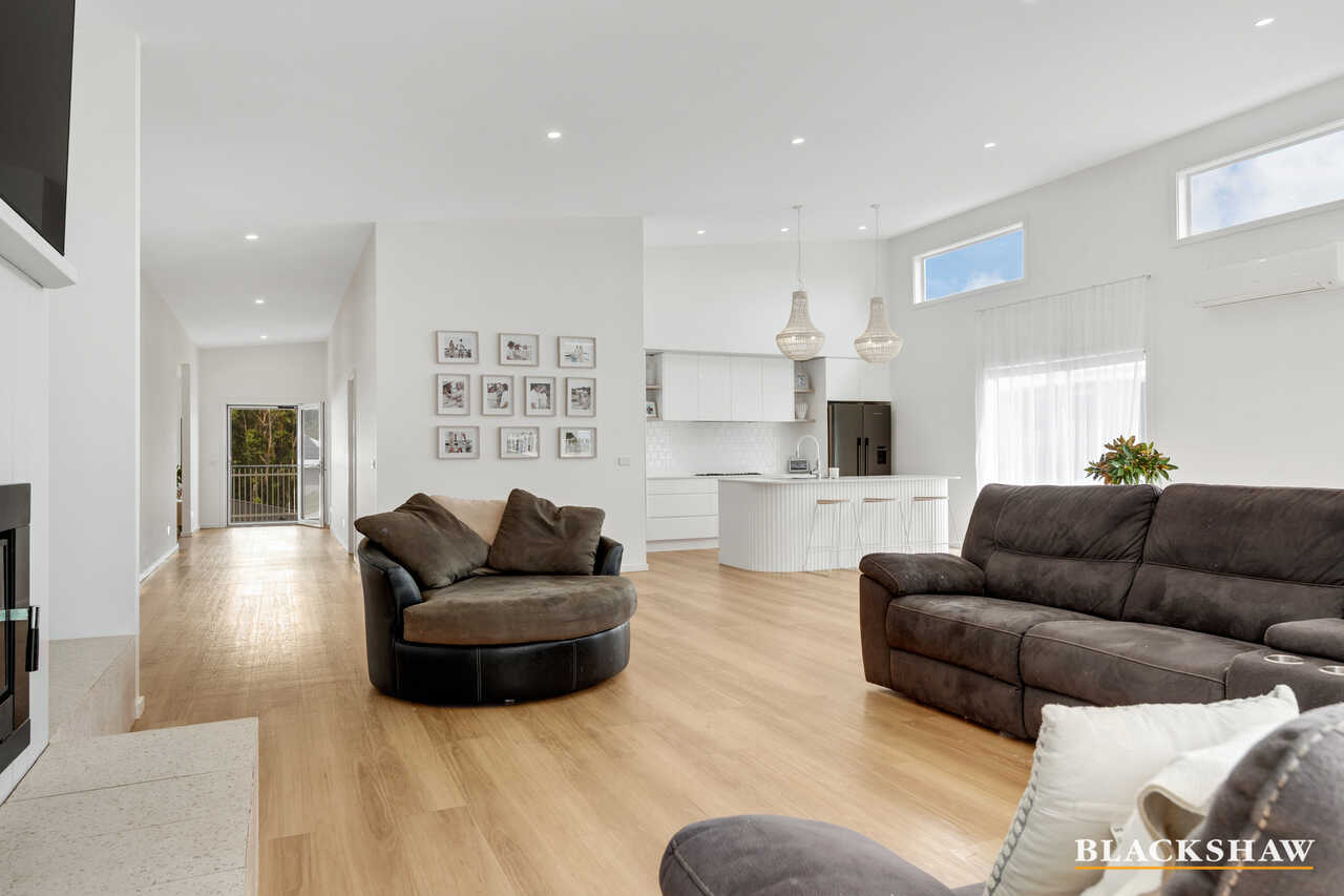 13 Buguri Crescent Malua Bay