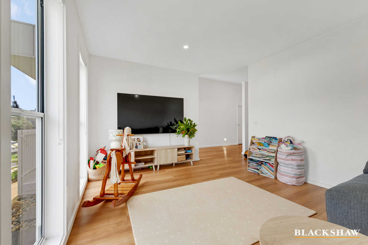 13 Buguri Crescent Malua Bay