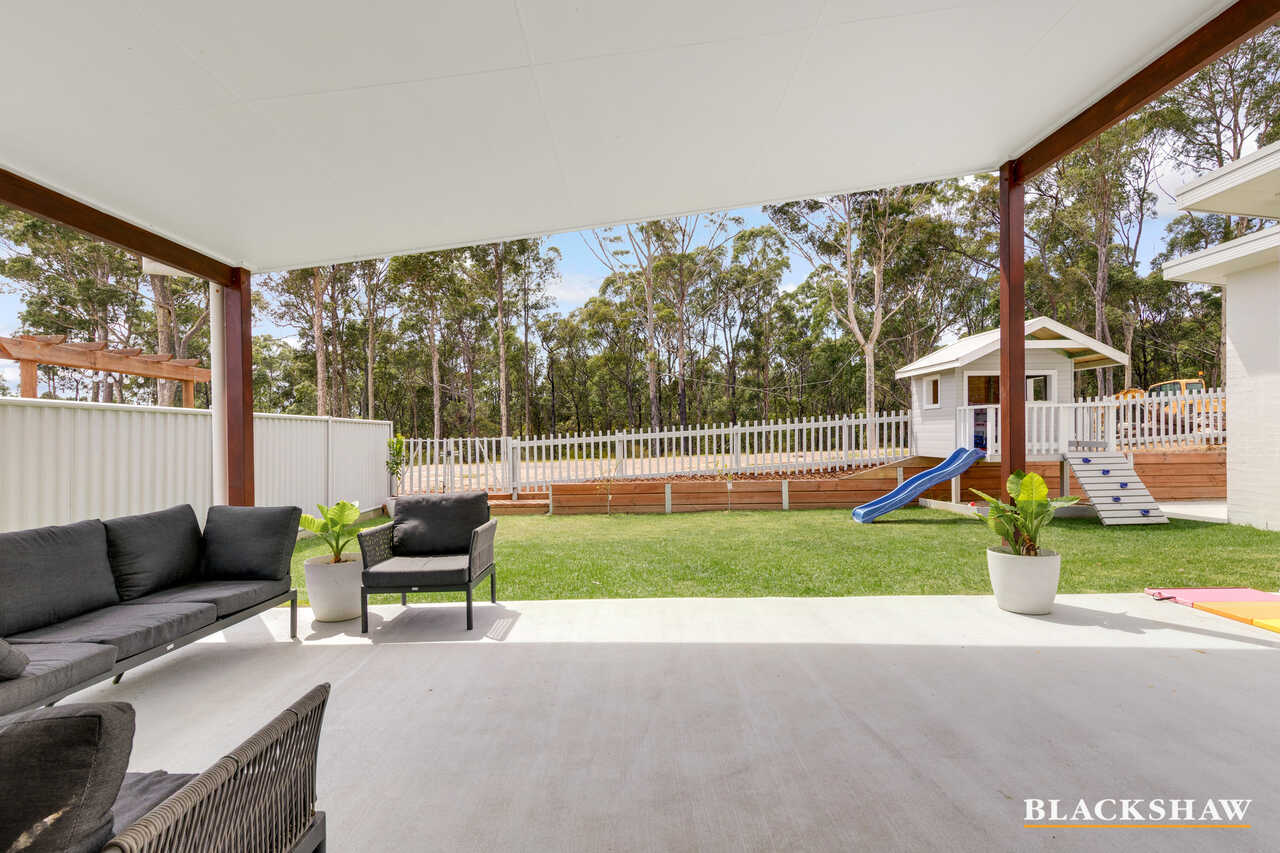 13 Buguri Crescent Malua Bay