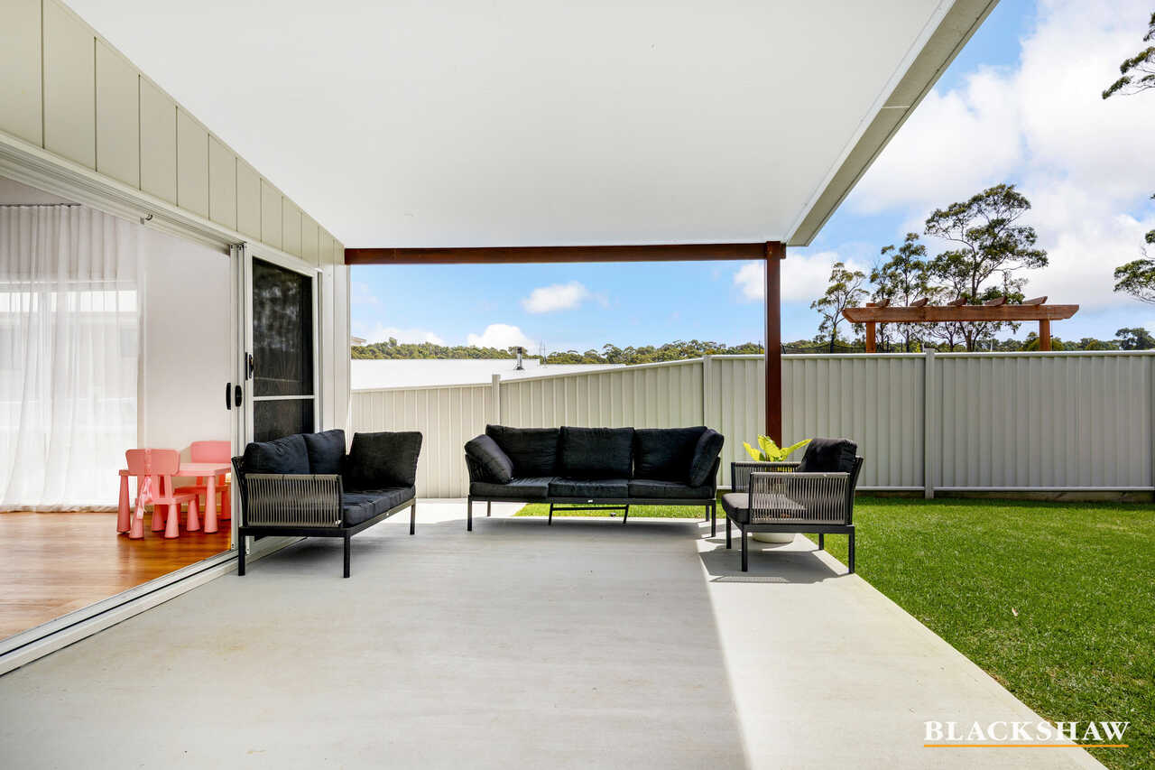 13 Buguri Crescent Malua Bay