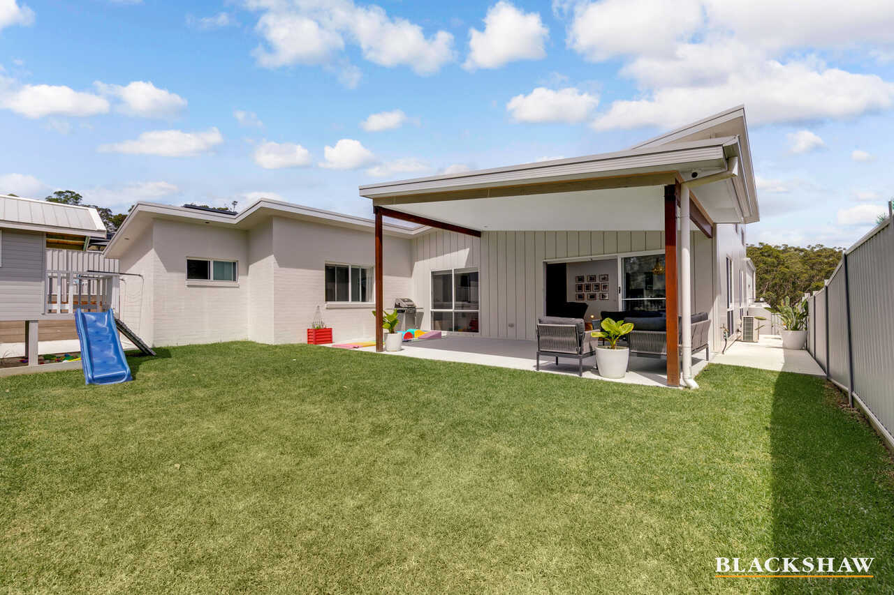 13 Buguri Crescent Malua Bay