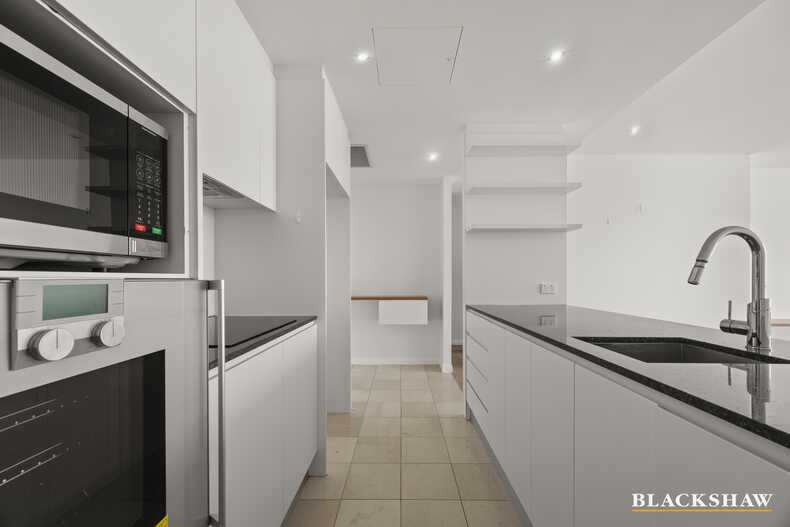 14/19 Leichhardt Street Kingston