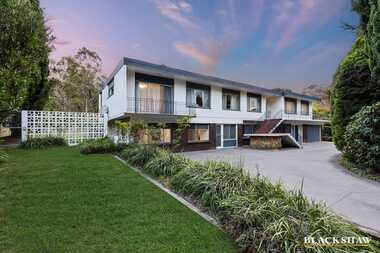 3 Stonehaven Crescent Red Hill