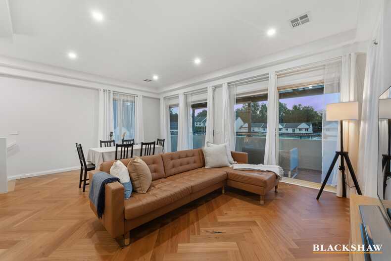 10/37 Dominion Circuit Forrest