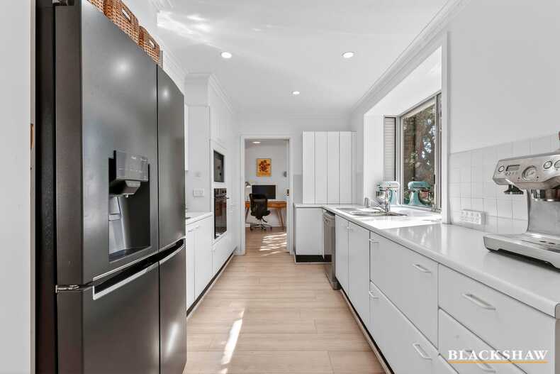 5 Douglas Place Curtin