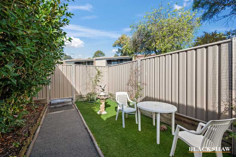 8 Parry Place Farrer