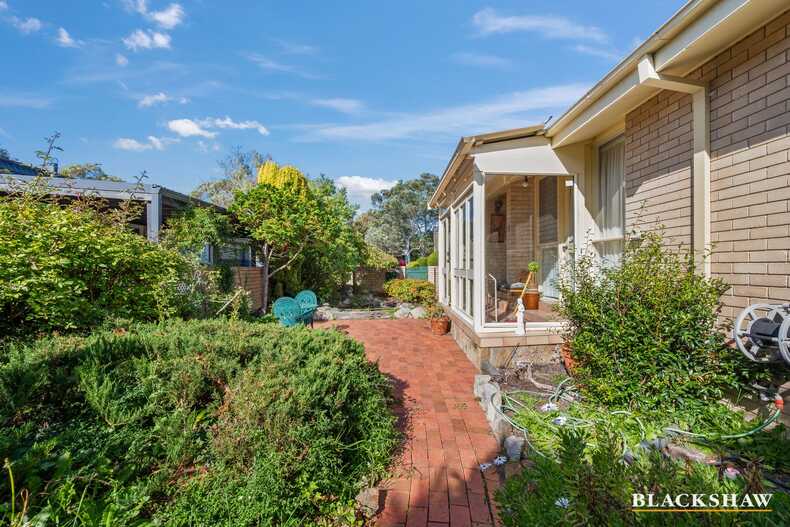 8 Parry Place Farrer