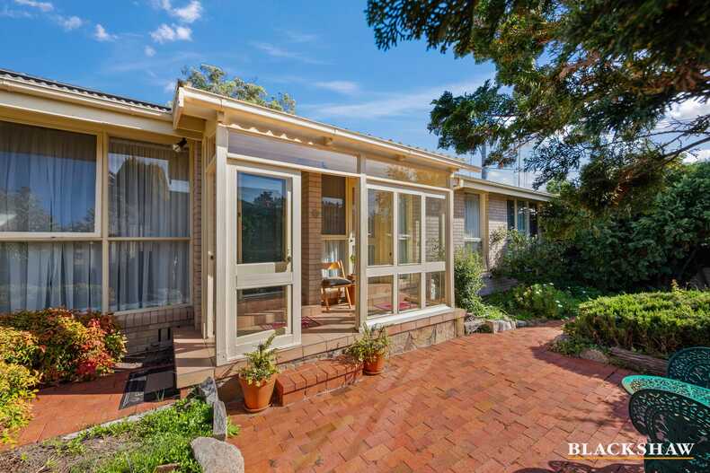 8 Parry Place Farrer