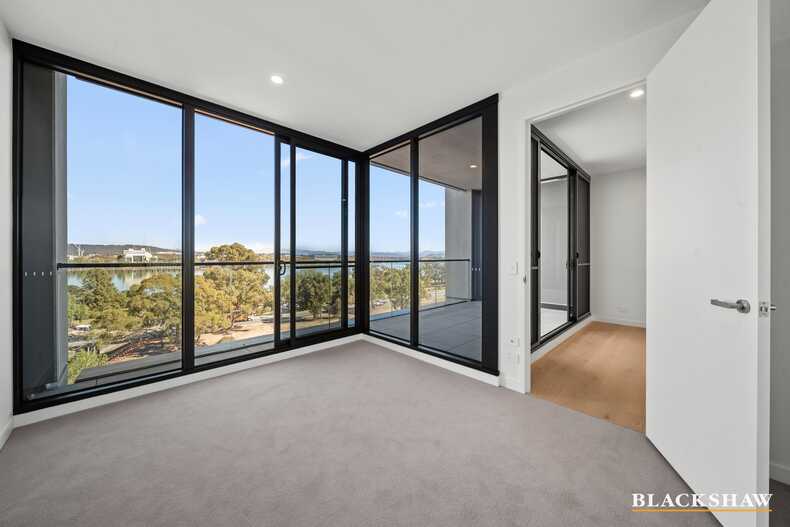 125/62 Constitution Avenue Parkes