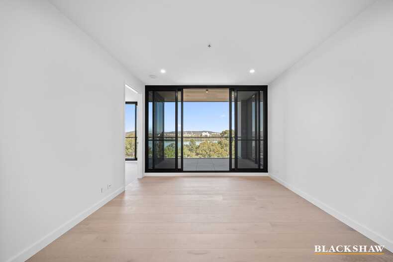 125/62 Constitution Avenue Parkes