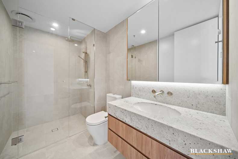 125/62 Constitution Avenue Parkes