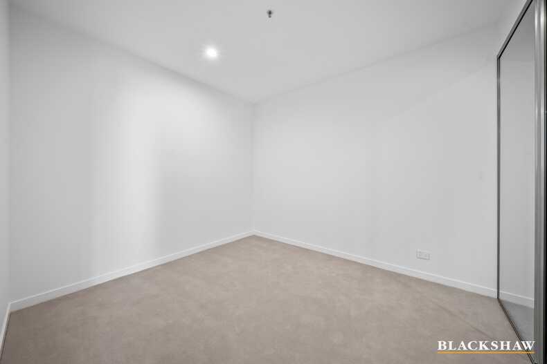 125/62 Constitution Avenue Parkes