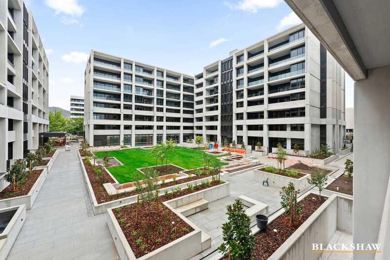 125/62 Constitution Avenue Parkes