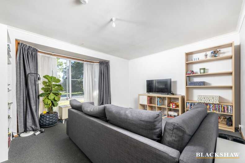 56 Sherwood Circuit Gordon