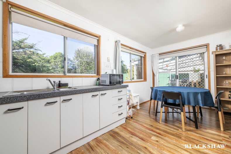 56 Sherwood Circuit Gordon