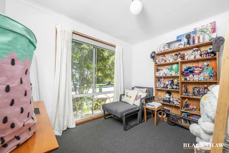 56 Sherwood Circuit Gordon