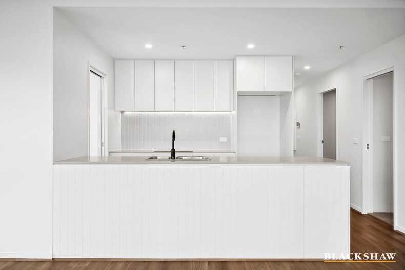 212/181 Sutherland Crescent Taylor