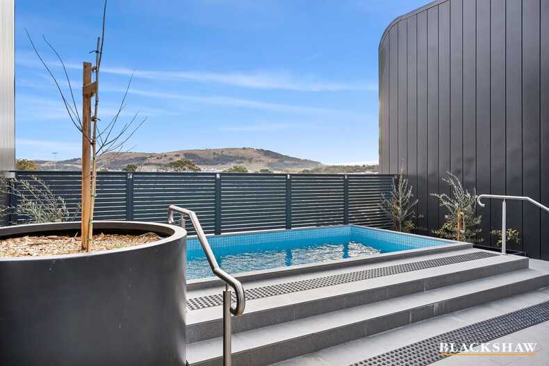 212/181 Sutherland Crescent Taylor