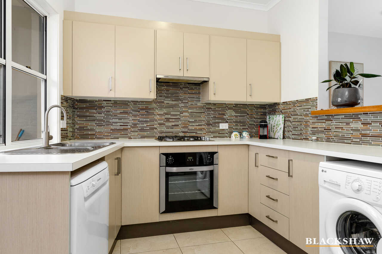 2/33 Clyde Street Batemans Bay