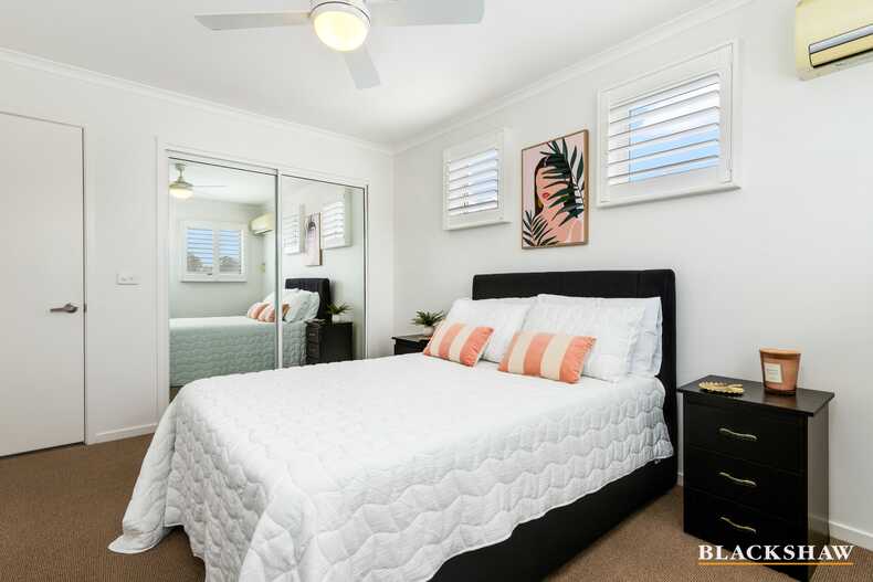 2/33 Clyde Street Batemans Bay