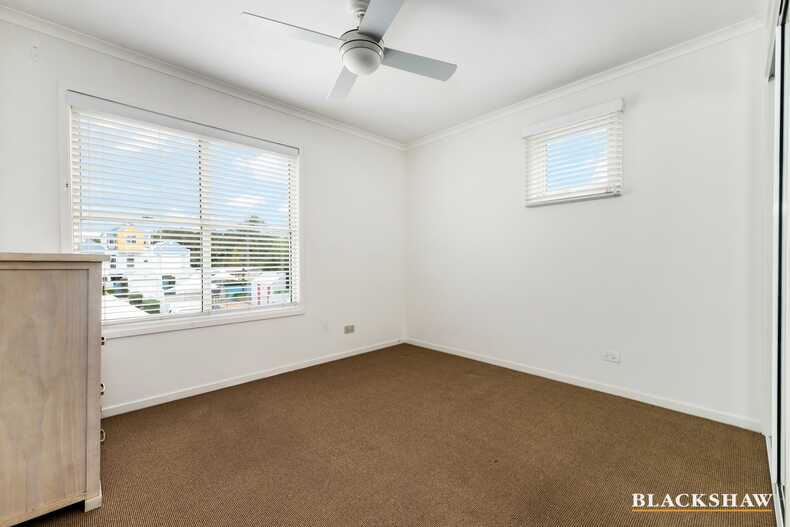 2/33 Clyde Street Batemans Bay
