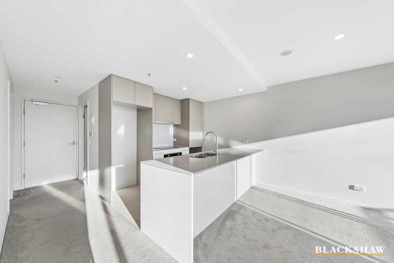 812/335 Anketell Street Greenway