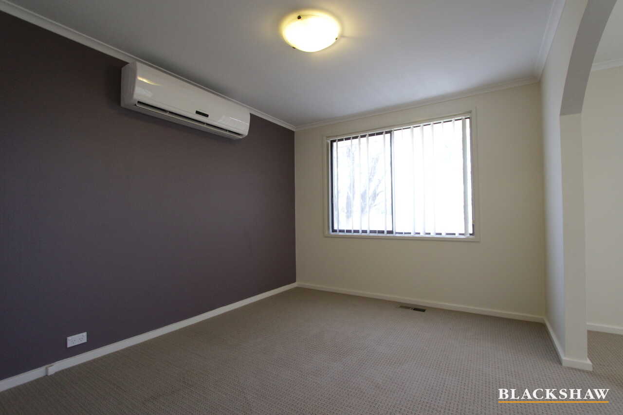 77 Bissenberger Crescent Kambah