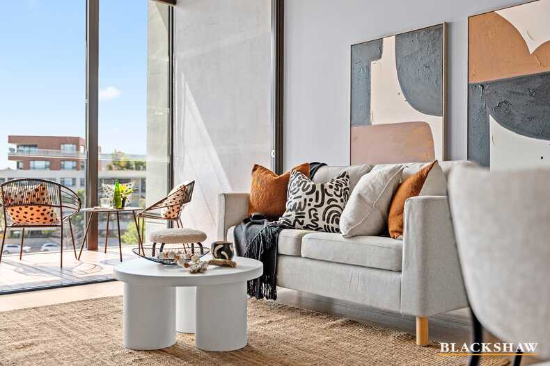 83/43 Eastlake Parade Kingston