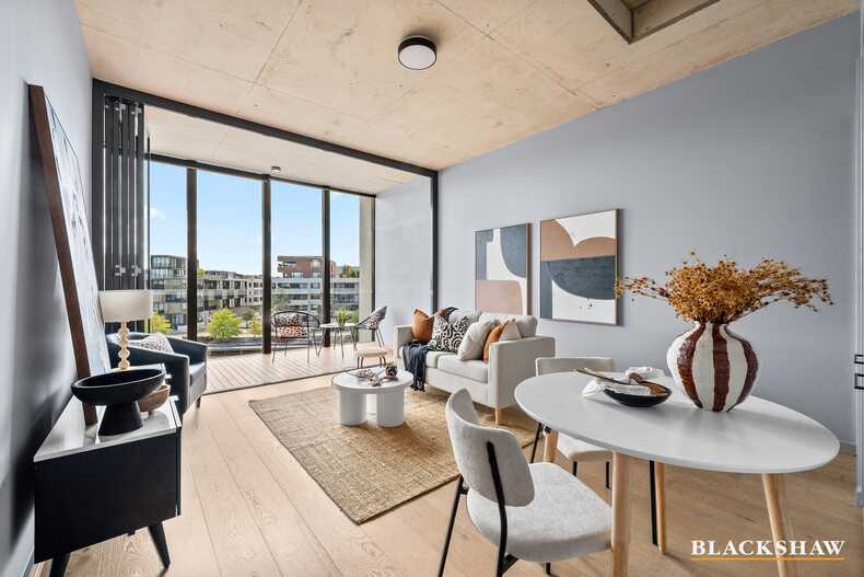 83/43 Eastlake Parade Kingston