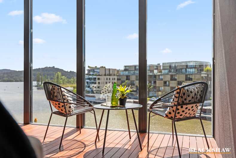 83/43 Eastlake Parade Kingston