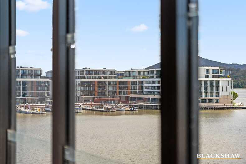 83/43 Eastlake Parade Kingston