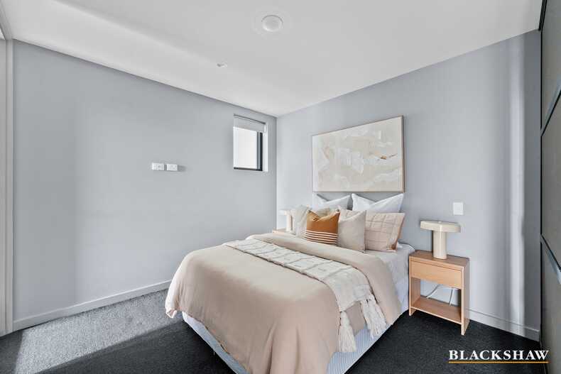 83/43 Eastlake Parade Kingston