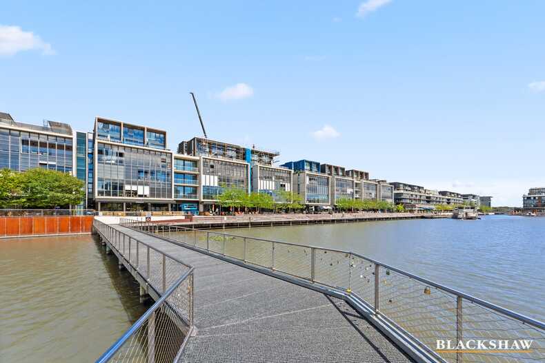 83/43 Eastlake Parade Kingston