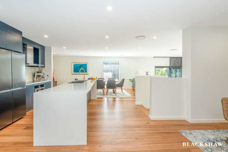 13 Erldunda Circuit  Hawker