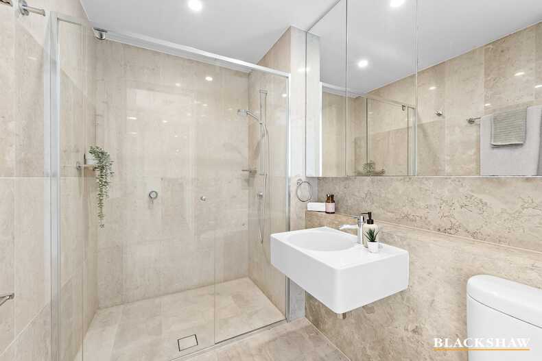 68/15 Coranderrk Street City