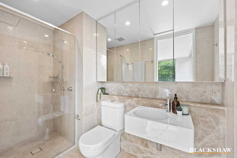 68/15 Coranderrk Street City