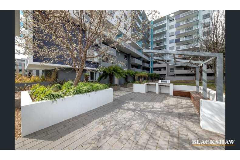 301/17 Dooring Street Braddon