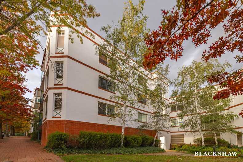 1/85 Port Jackson Circuit  Phillip