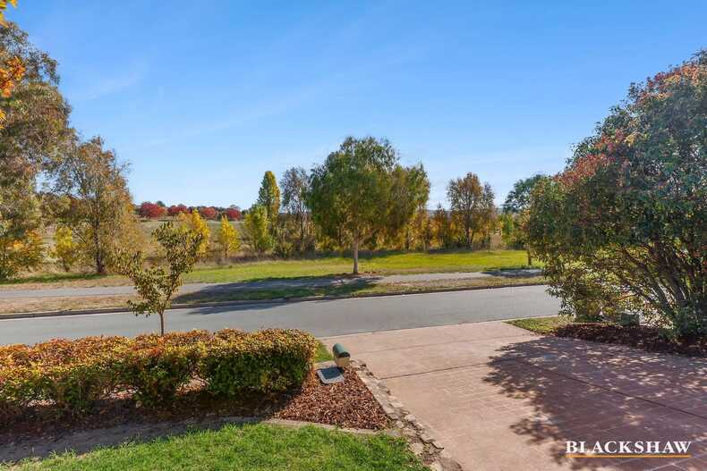 70 Wanderer Court Amaroo