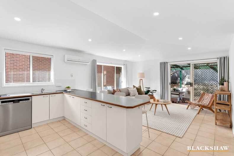 70 Wanderer Court Amaroo