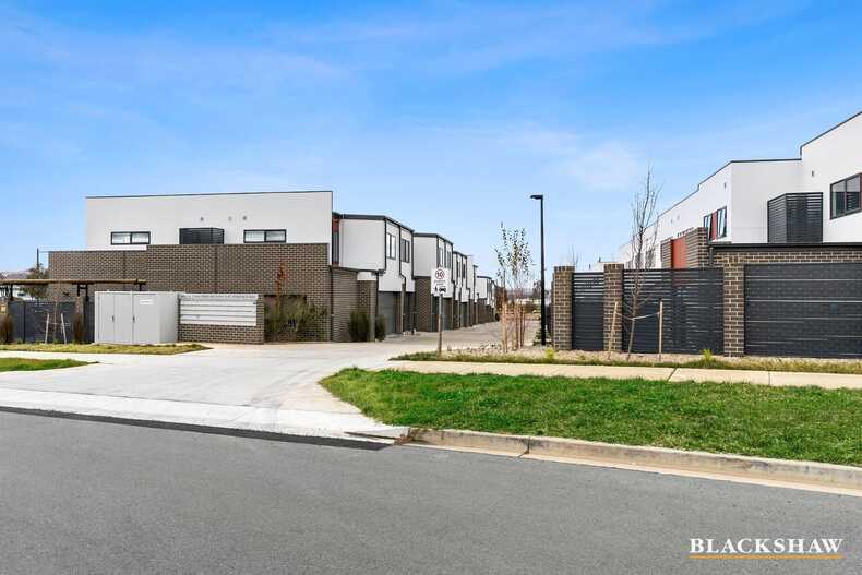 44/18 Ruzicka Street Taylor