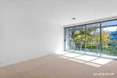 24/28 Canberra Avenue Forrest