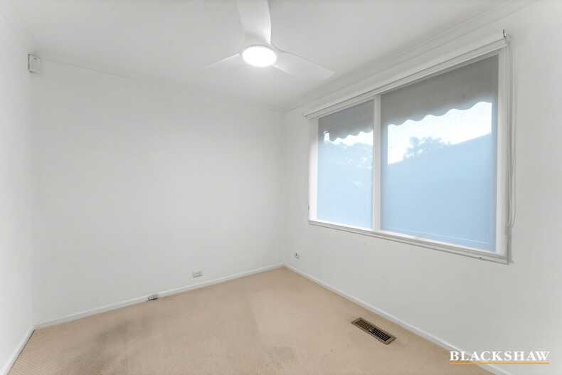 6 Friend Place Kambah