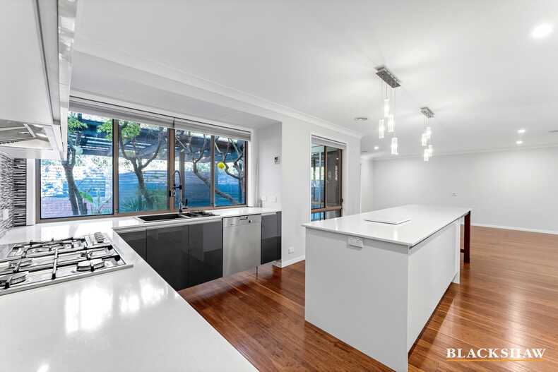 51 Lewis Luxton Avenue Gordon