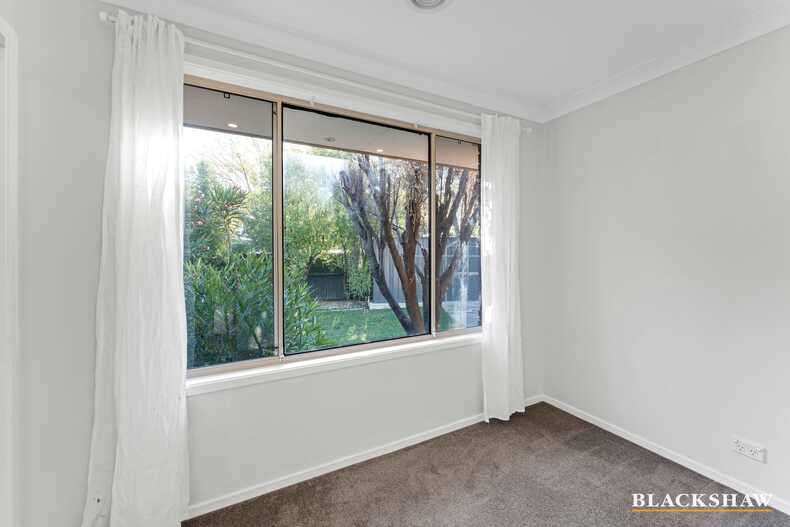 51 Lewis Luxton Avenue Gordon