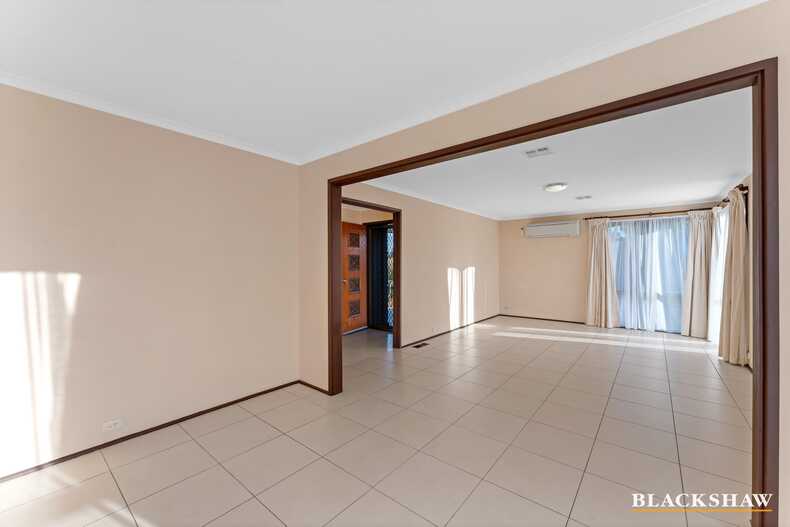 12 Schlam Place Kambah